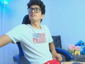 Freechat tylerwhiite_ on Chaturbate