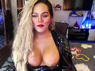 Freechat ur_majestyqueen_angelaxxx on Chaturbate