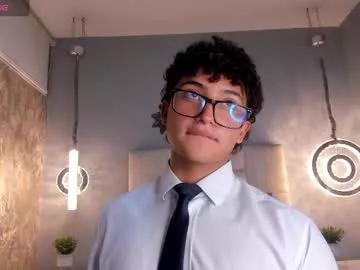 Freechat valentin0_3 on Chaturbate
