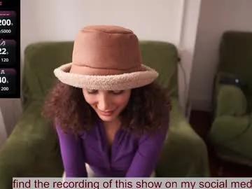 venus_in_jeans — hello!  tip 999 for 6 min of toy control [713 tokens remaining]