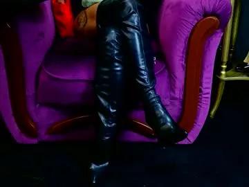 Freechat vivianreeve on Chaturbate