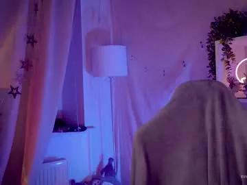 Freechat vronnier on Chaturbate