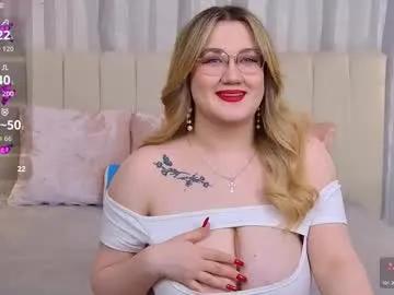 your_dream_nancy — get my tits out of this tight top #hugetits #bigboobs #18 #domi #pantyhose [227 tokens remaining]