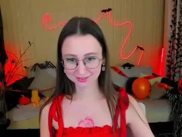 Freechat yourlovelystoryy on Chaturbate