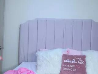 Freechat alison_ferrer on Flirt4Free