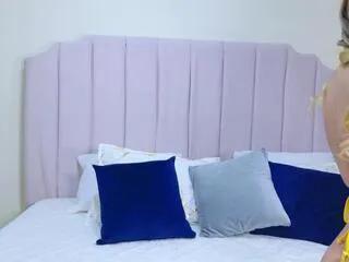 Freechat alison_ferrer on Flirt4Free