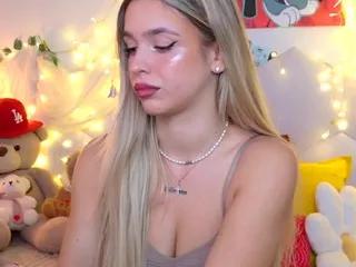 Private maci_reynolds on Flirt4Free