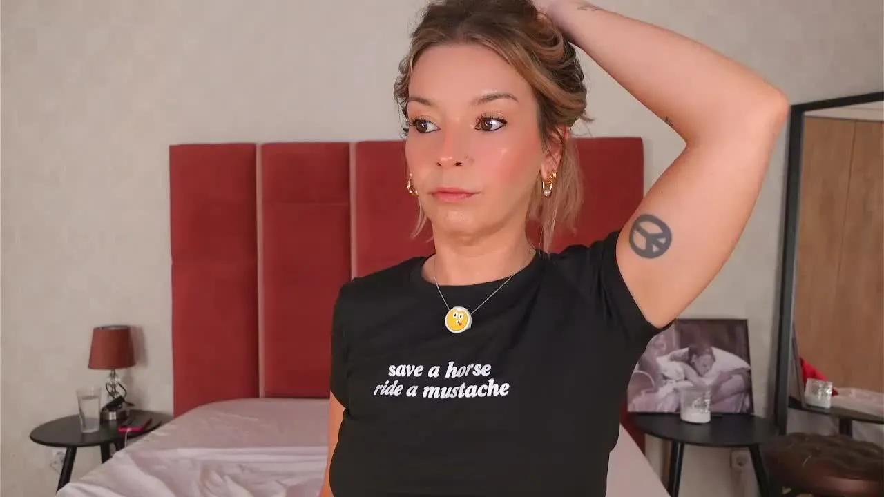 Private AliceViva on Streamray