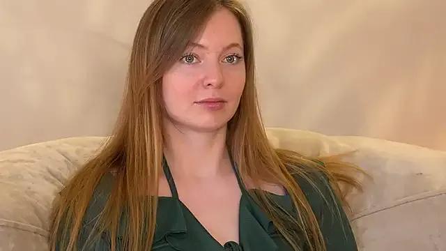 Freechat _elisa_omm_ on StripChat