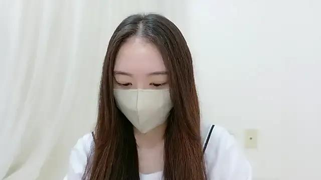 _Mia_land_ on StripChat