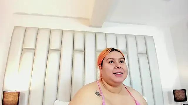 aandreaperez on StripChat