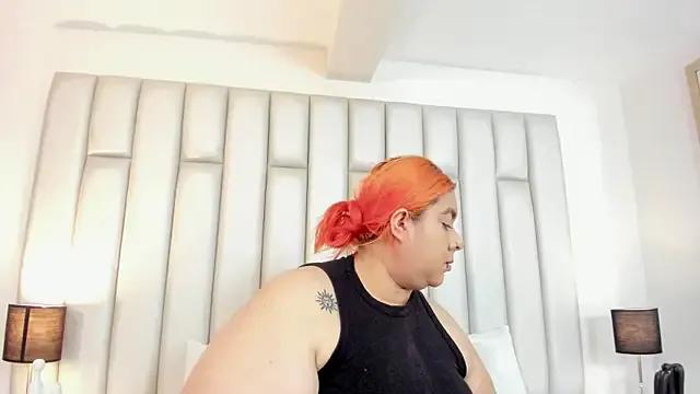 aandreaperez on StripChat