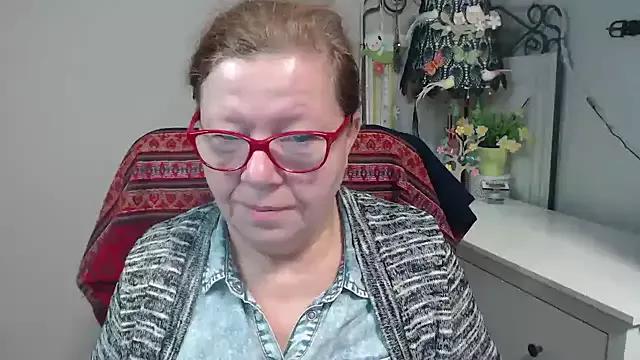 Adelewildx — Freechat on StripChat