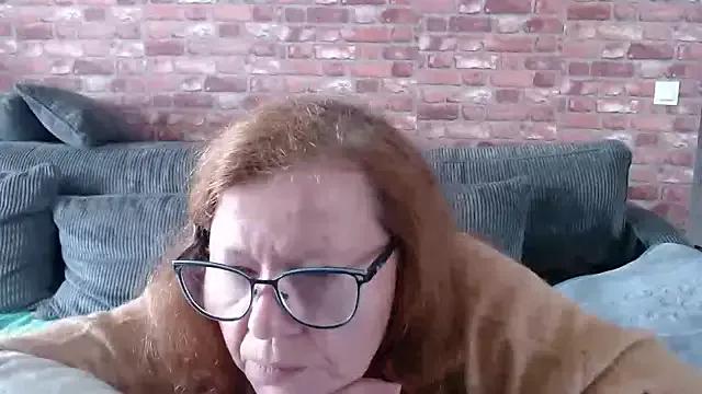 Freechat Adelewildx on StripChat