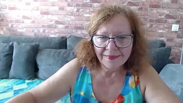 Freechat Adelewildx on StripChat