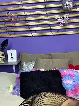 Freechat Adrianita-Fox on StripChat