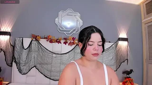 Freechat AkiraKings on StripChat