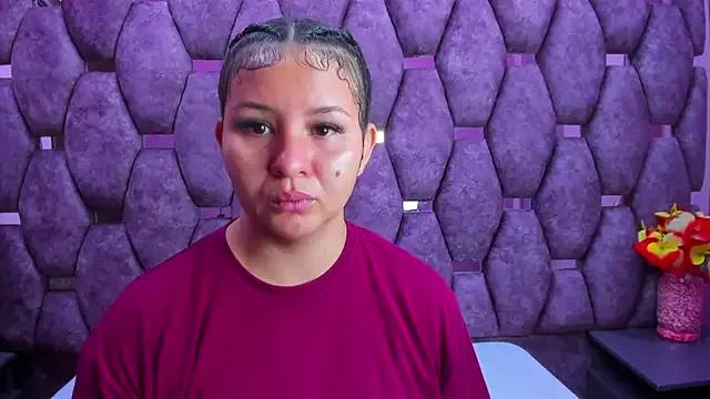 AlaSmith on StripChat