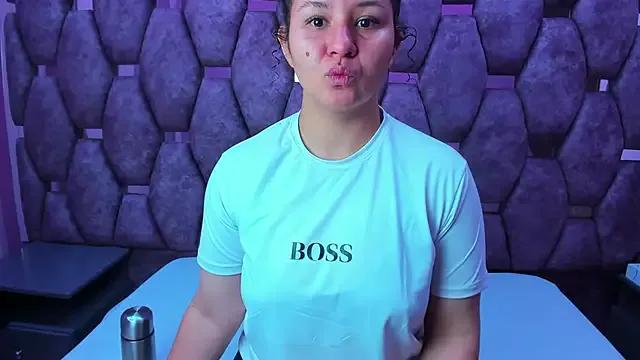 AlaSmith on StripChat