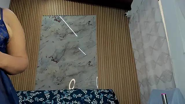 Any_topless on StripChat