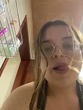 Freechat Aphrill on StripChat