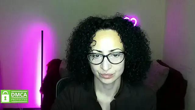 Freechat Arianasweety23 on StripChat