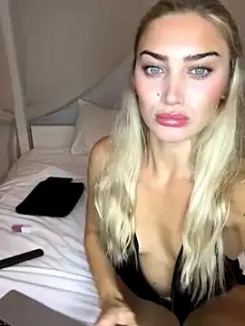 StripChat Aurii_Angel is Private Aurii_Angel — Twerk and oil my Ass