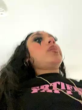 Freechat badbaby187 on StripChat