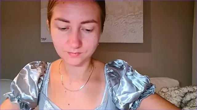 Freechat BluueSilk on StripChat