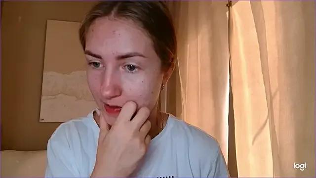 Freechat BluueSilk on StripChat