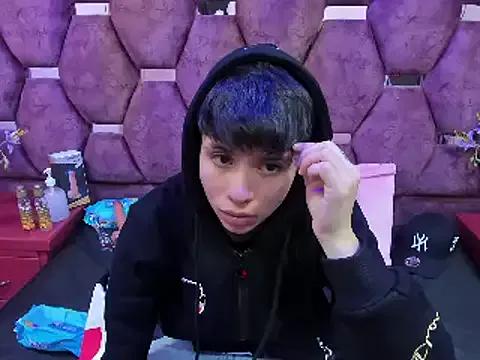 StripChat Bruno_Cruzz is Freechat Bruno_Cruzz — masturbate