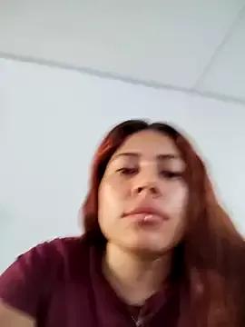 Freechat Carolina-petite on StripChat