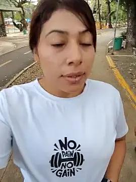 Freechat Carolina-petite on StripChat