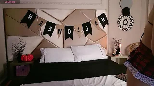 Freechat Catalina-Malave on StripChat