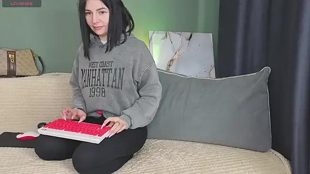 Freechat Charlotte_Woods on StripChat