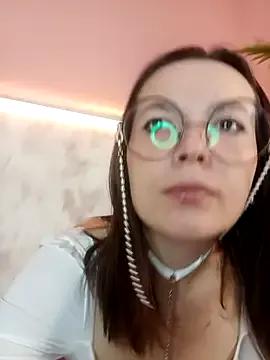 Freechat cherryy_ladyy on StripChat