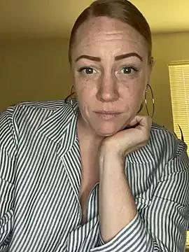 Freechat ChiliRoja on StripChat