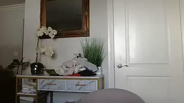 Freechat CryptoCamGirl on StripChat