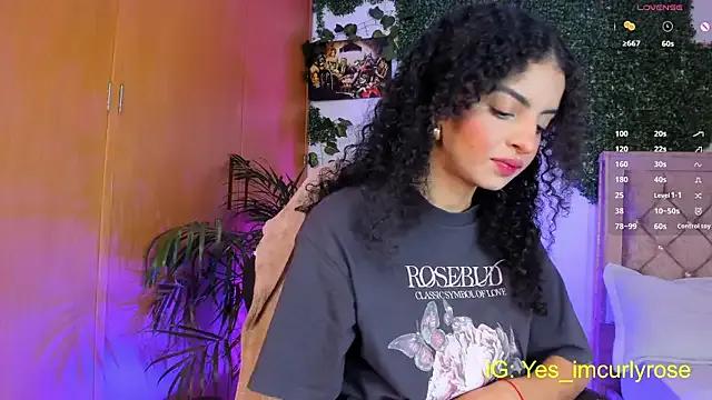 Freechat CurlyRose__ on StripChat