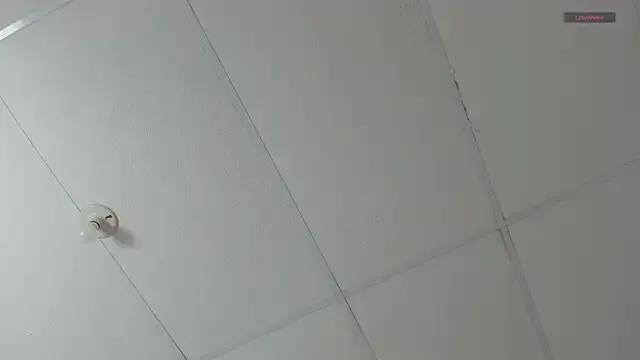 Freechat cutie_sarax1 on StripChat