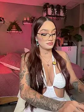 Freechat DaniDusan_ on StripChat
