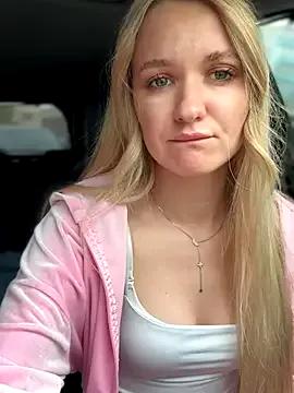 Devill_Angel_ on StripChat