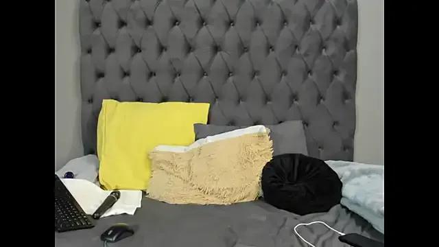 Freechat DIRTYTALKINQUEEN on StripChat