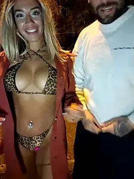 Dogging_teencouple — Deepkiss +2min cntrl LT