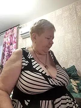 EffectFiona on StripChat 