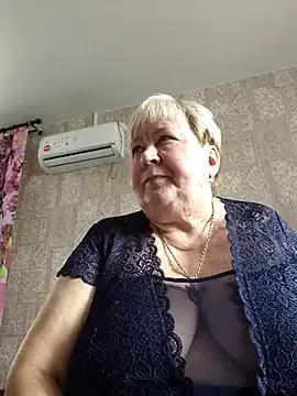 EffectFiona on StripChat 