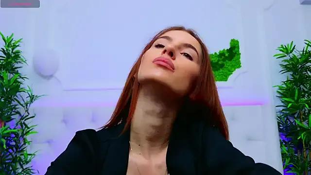 Freechat ElisaCharm on StripChat