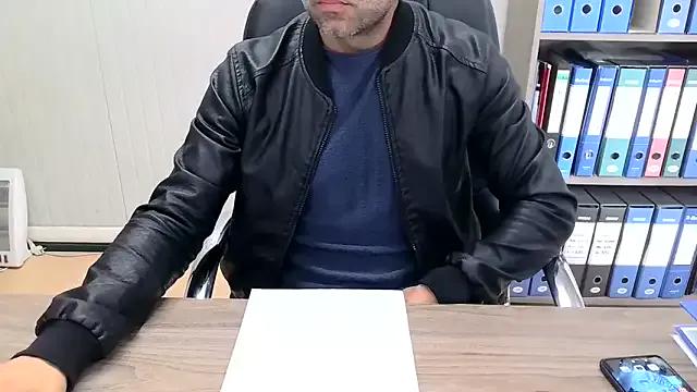 StripChat Evasionee is Freechat Evasionee — MI TOCCO SOPRA GLI SLIP