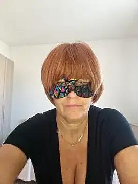 Freechat Gattina74 on StripChat