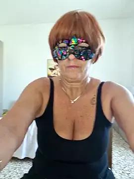 Freechat Gattina74 on StripChat